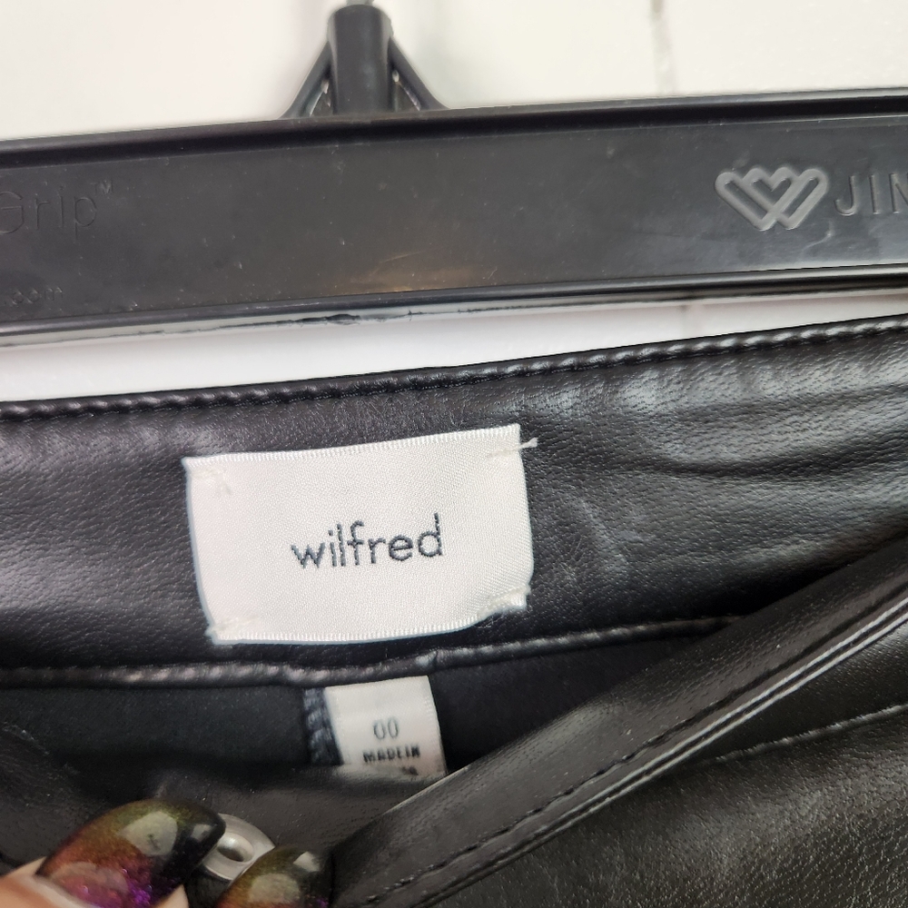 Aritzia Wilfred Adele Faux Leather Kick Flare Pants New NWT Size 00 High Rise - Picture 6 of 12